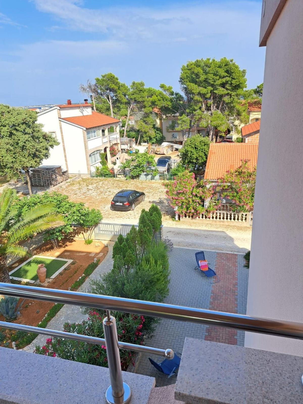 Apartmani Vukadin Vir Exterior foto